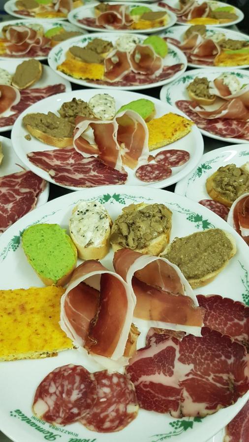 Hotel Romantica Rimini Kültér fotó